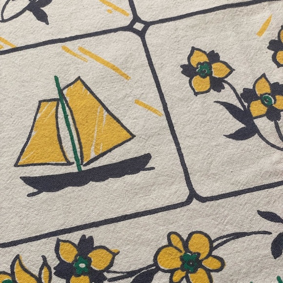 1950’s Retro Tablecloth / Floral / Watch Tower / Sail Boat Pattern Beach Look - Picture 5 of 8